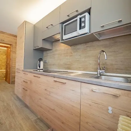 Leveron Apartament Livigno